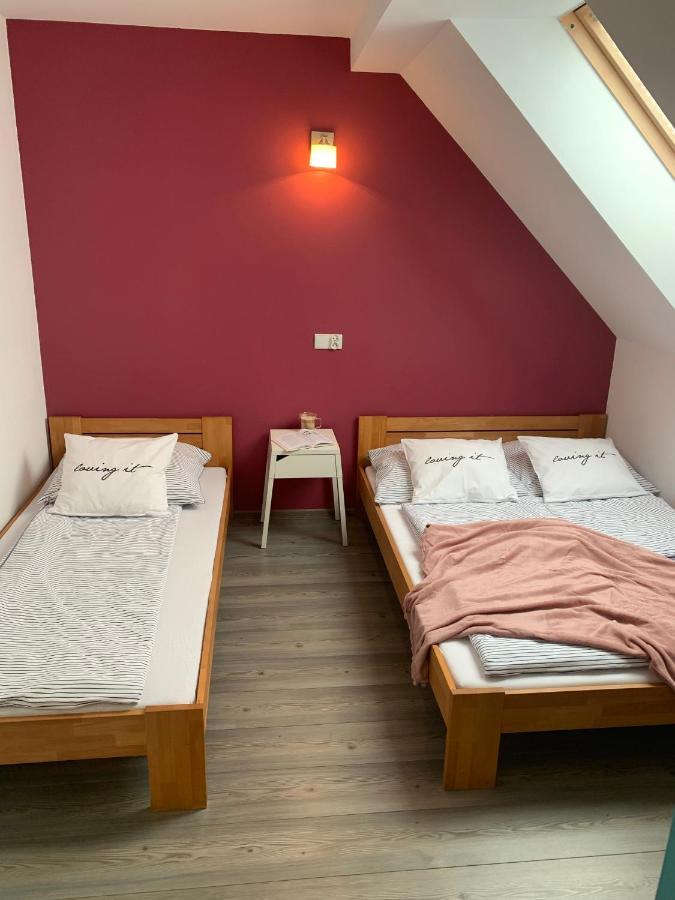 Pokoje Arkasasino Z Sauna Ogrodowa Ngoại thất bức ảnh